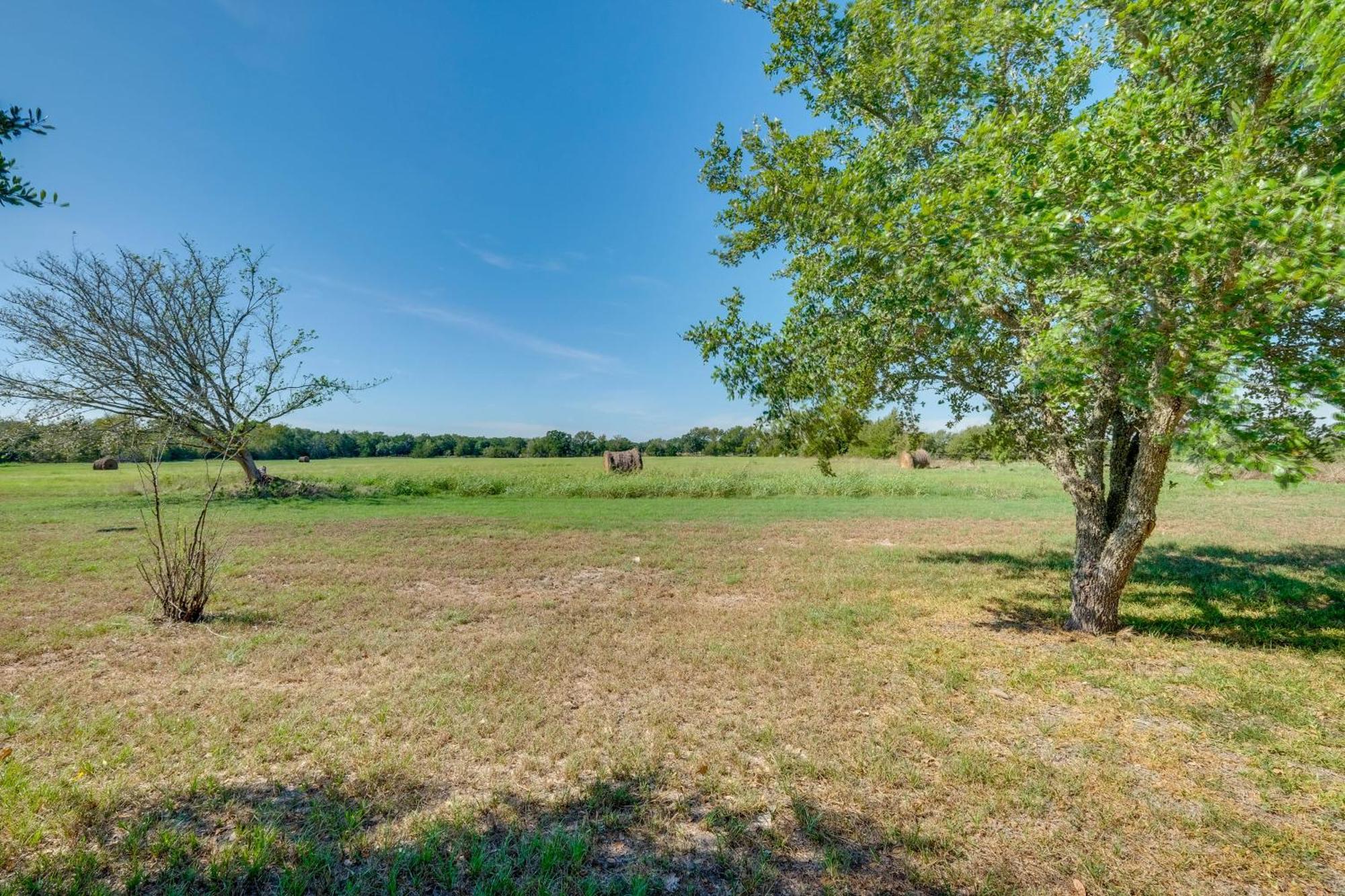 Delightful Carmine Studio On Farm Near Round Top! المظهر الخارجي الصورة